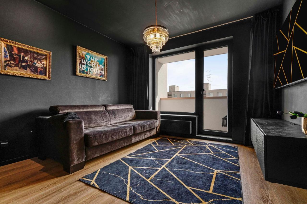 Apartamento Lam Black - Ac - Balcony Bratislava Exterior foto