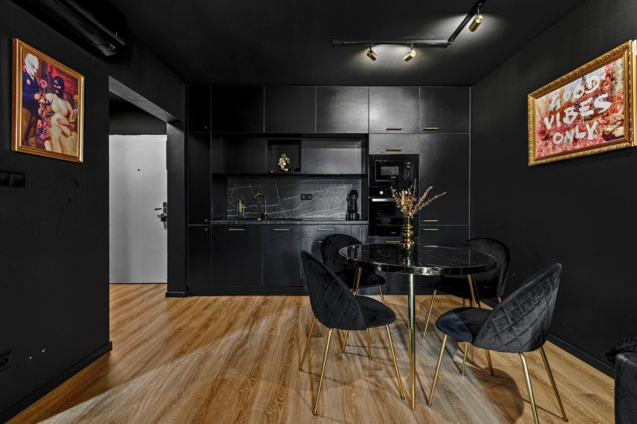Apartamento Lam Black - Ac - Balcony Bratislava Exterior foto